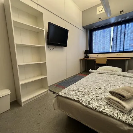Smart Group 225 Hostelli *